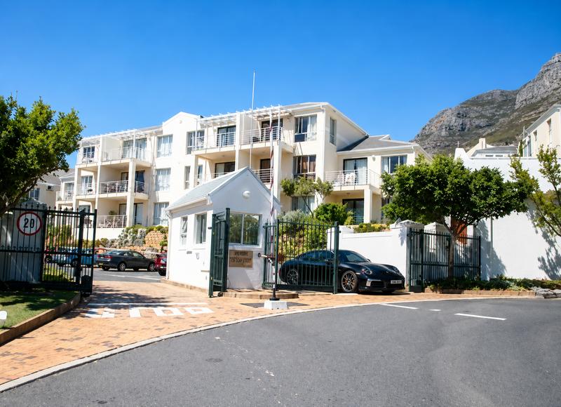 1 Bedroom Property for Sale in Vredehoek Western Cape